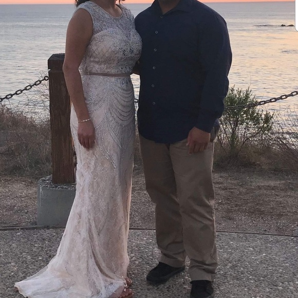 Beautiful champagne/nude embellished prom dress - Picture 8 of 8